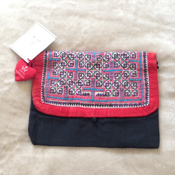 Hmong Batik BOHO Black Cotton Bag - Picture 3 of 8